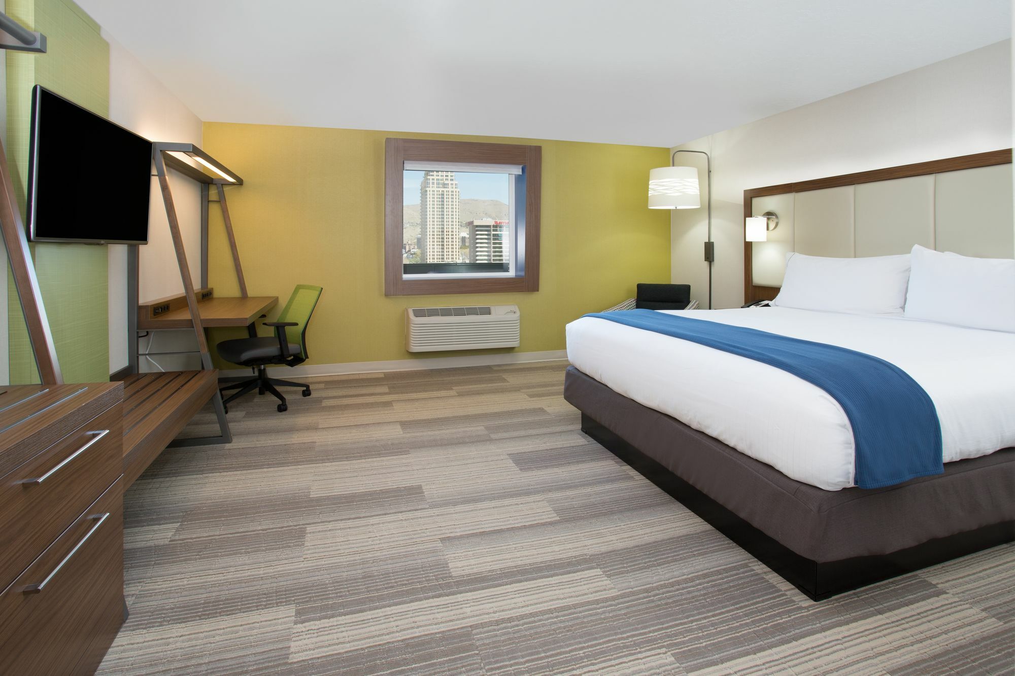 Holiday Inn Express & Suites - Dallas Nw Hwy - Love Field By Ihg Dış mekan fotoğraf